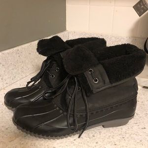 Shearling lined ankle duck boots